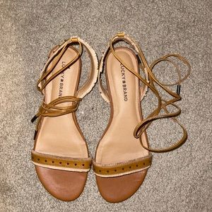Lucky Brand leather tie sandals fringed size 8.5
